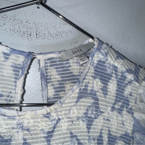 Joie Small Jamila Blouse In Eventide‎ Blue White Floral Silk Blend Blouse CP - Picture 3 of 7